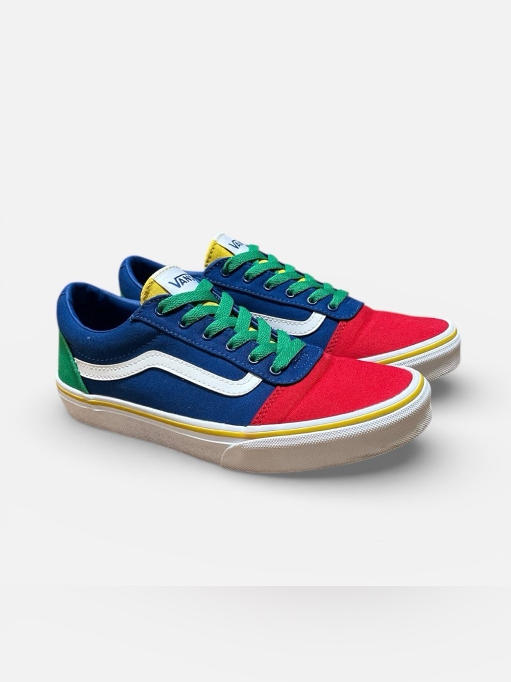 Vans “Yacht Club” Old Skool Color-block Sneaker Youth Size 6; EU 38